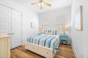 3 Schlafzimmer, Bügeleisen/Bügelbrett, kostenloses WLAN, Bettwäsche