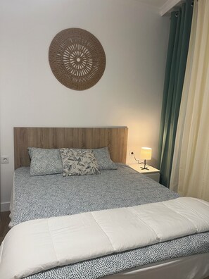 1 bedroom, WiFi, bed sheets