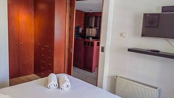 Deluxe Apartment | 1 bedroom, free WiFi