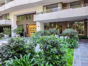 Exterior - Apart Barrio El Golf (Santiago)