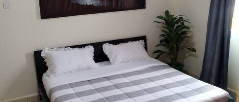 1 bedroom, iron/ironing board, free WiFi, bed sheets