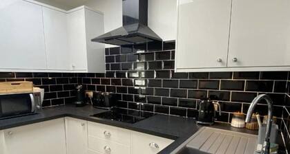 1br-balcony-petfriendly-garden-free Parking