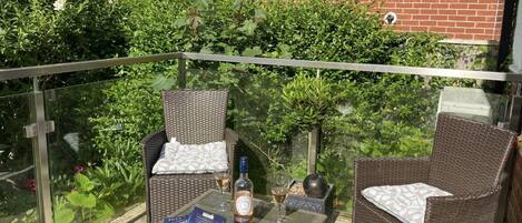 Apart Daire | Açık havada yemek servisi