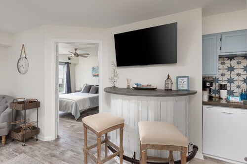 Miramar Beach Gem!!!