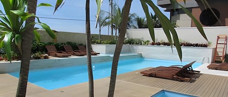 Basic Apartment | Pool