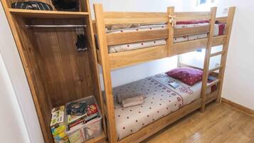 3 bedrooms, iron/ironing board, travel crib, free WiFi