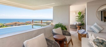 Condo Náutica in El Encanto by Mita Residential. Oceanview, Cook, Golf Cart, Pool