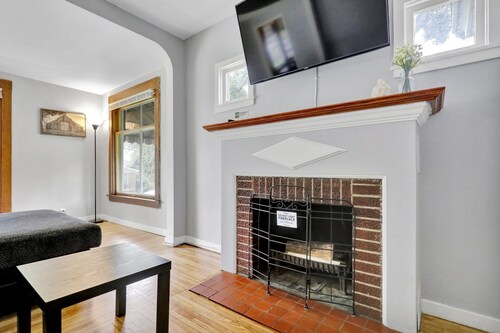 Steps to MSU • Quick Hwy Access • Guests Rave: Clean + Quiet + Family Friendly