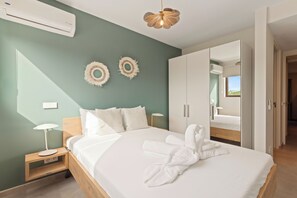 2 bedrooms, iron/ironing board, travel crib, free WiFi