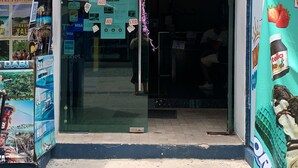 The exterior of The Blvd Hotel with a stone facade and a clear entrance. - Room with King bed in BLVD HOTEL, fifth avenue (Playa del Carmen)