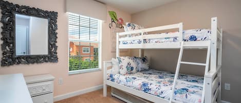 6 bedrooms, iron/ironing board, WiFi (free), bed sheets