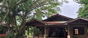 Villa Esmeralda House