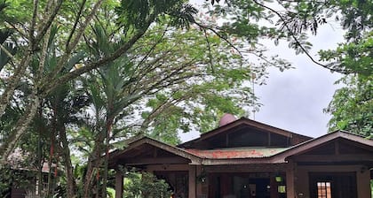 Villa Esmeralda House