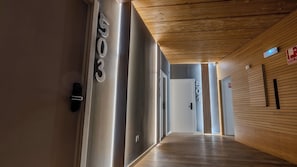 Reception - Hotel Barrio Húmedo by gaiarooms (León)