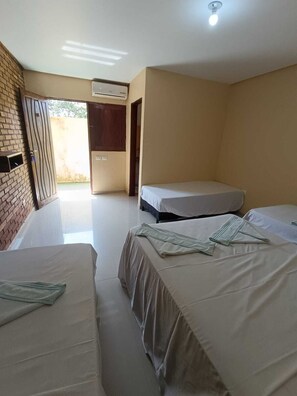 Habitación con 1 cama matrimonial o 2 individuales, vista a la alberca