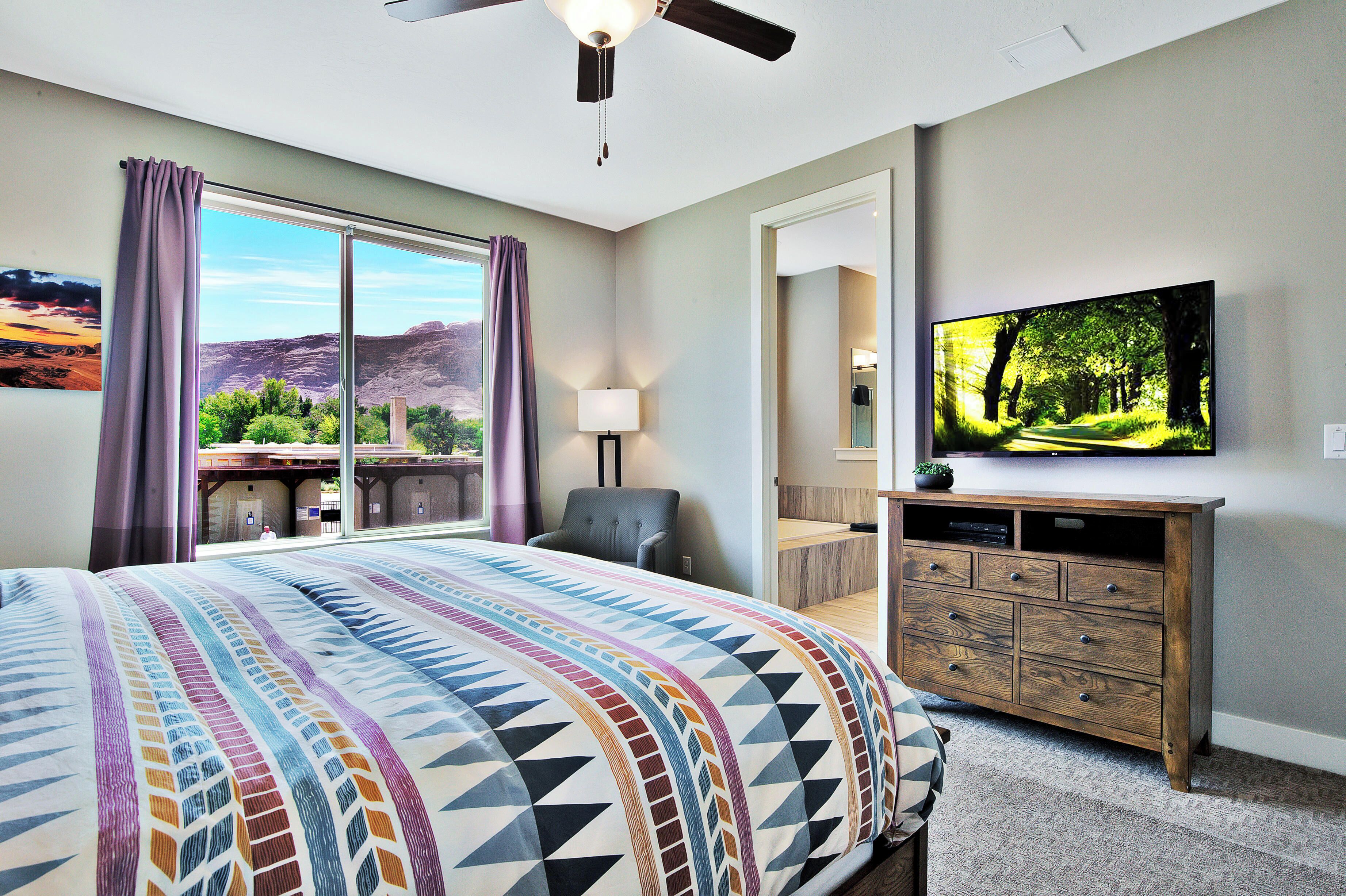 Luxury House, Mountain View | 8 bedrooms, iron/ironing board, free WiFi