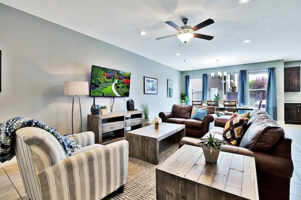 Luxury House, Mountain View | Living area - Entrada at Moab 619 and 623 (Moab)