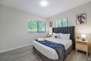 Apartment, 1 Bedroom, City View | Premium bedding, free WiFi, bed sheets