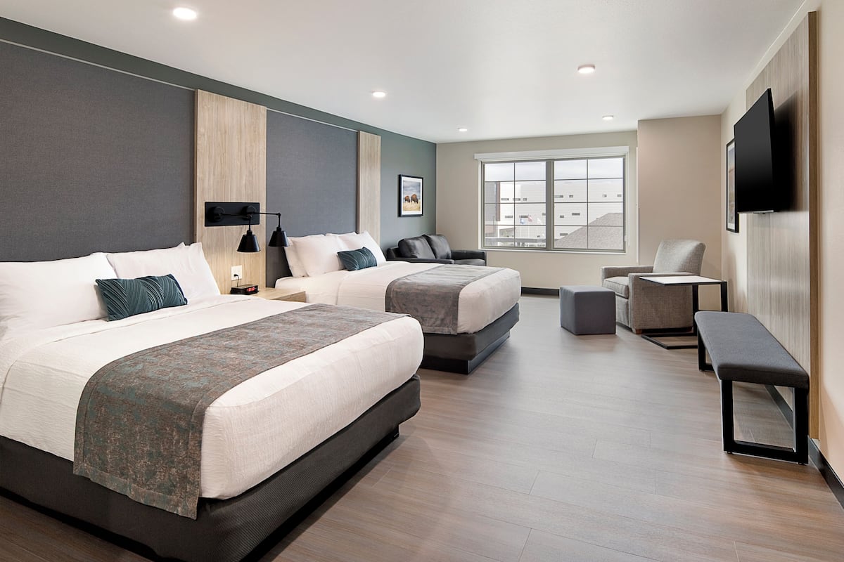 Deluxe Room, 2 Queen Beds | Bed sheets