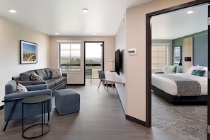 Bed sheets - ClubHouse Hotel & Suites - Rapid City (Rapid City)