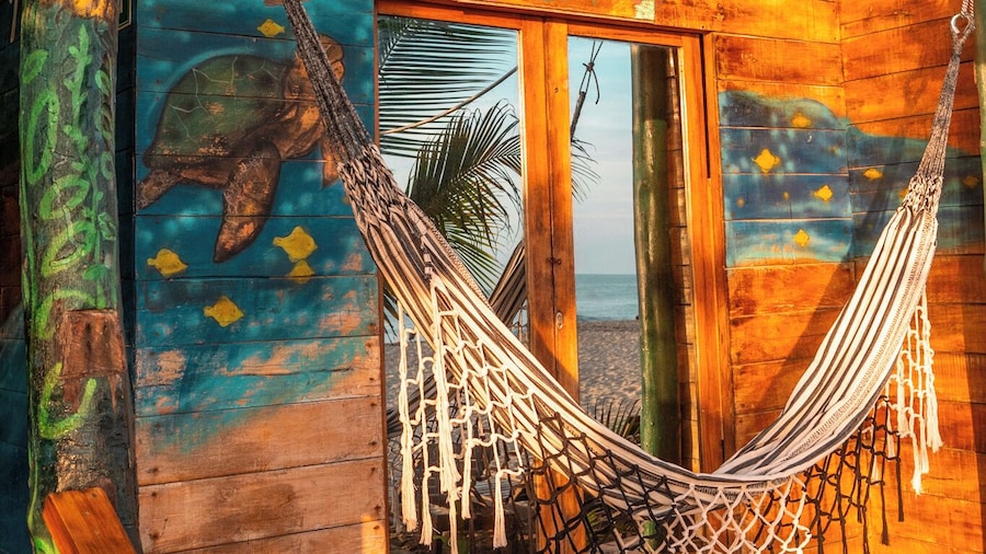 The Mompe Hostal Beach