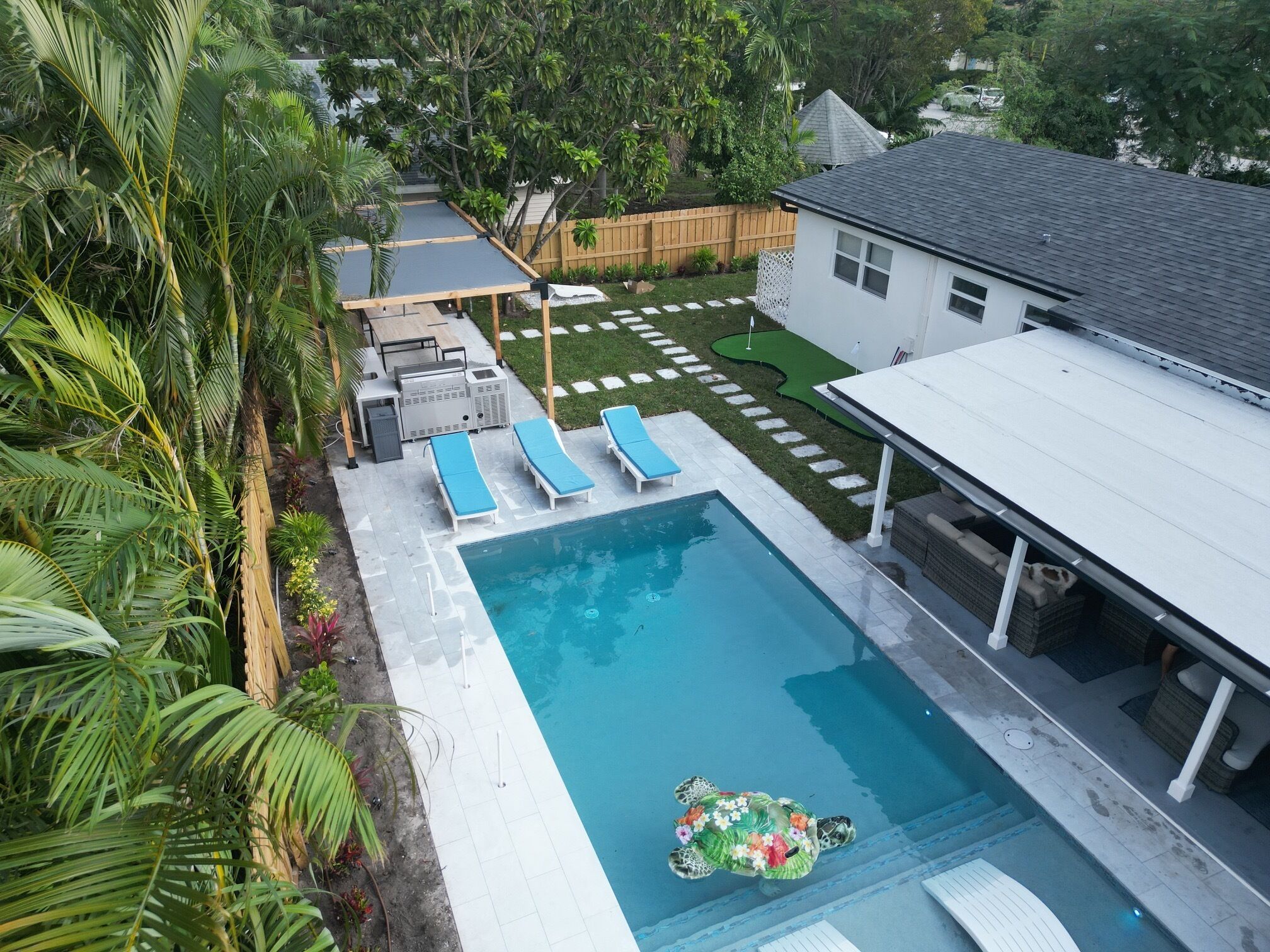 Paradise Awaits - Your Luxurious Getaway in West Palm Beach
