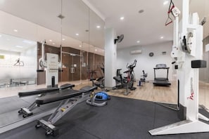 Gym - At 115 Hotel by Rompo (Bangkok)
