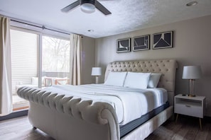 3 Schlafzimmer, Schreibtisch, Bügeleisen/Bügelbrett, Reisekinderbett