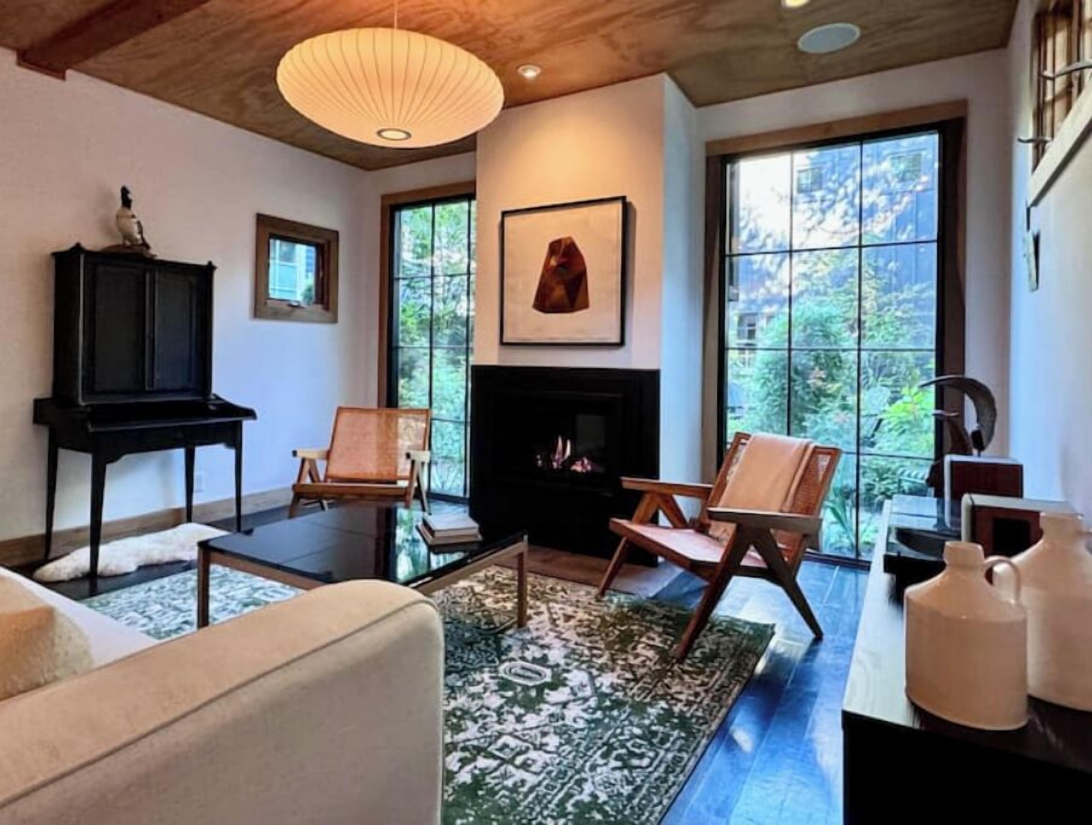 TV, peis og stereoanlegg