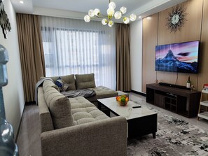 Smart TV - Softlife Crib in Lavington - Dine, Wine & Relax (Nairobi)
