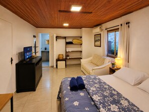2 quartos, Wi-Fi de cortesia, roupa de cama
