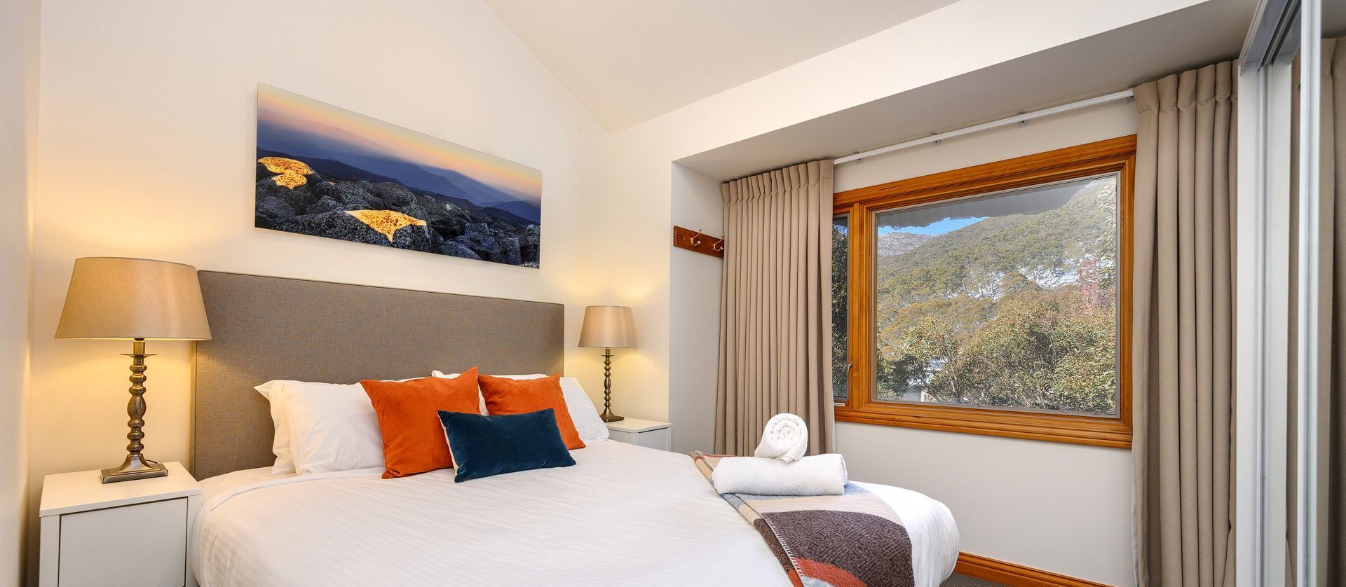 4 chambres, fer et planche à repasser, Wi-Fi gratuit, draps fournis