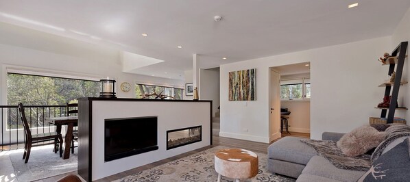 Fireplace - Ridge Creek 1 - Crackenback Ridge (Ski-In-Ski-Out)