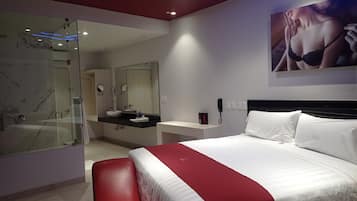 Deluxe Double Room | Desk, free WiFi