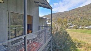 Property grounds - Snowbound Chalet 6 - Crackenback Ridge (Crackenback Ridge)