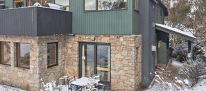 Exterior - On The Run 2 - Crackenback Ridge (Ski-In-Ski-Out)