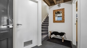 Interior - Merrits View - Woodridge (Woodridge)