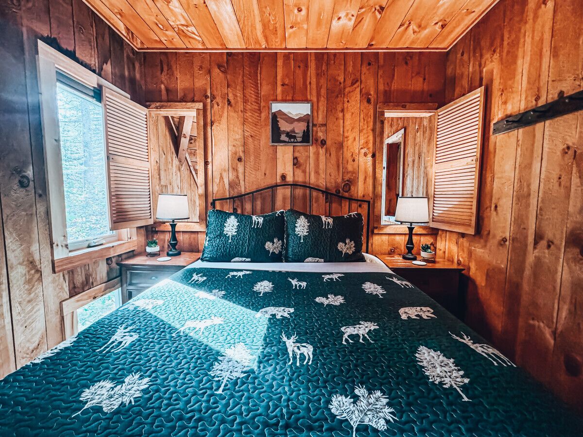 3 camere, una scrivania, ferro/asse da stiro, culla da viaggio