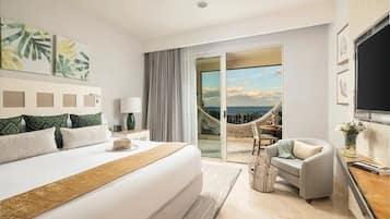 1 bedroom, desk, WiFi, bed sheets