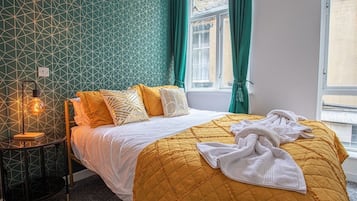 1 bedroom, iron/ironing board, Internet, bed sheets