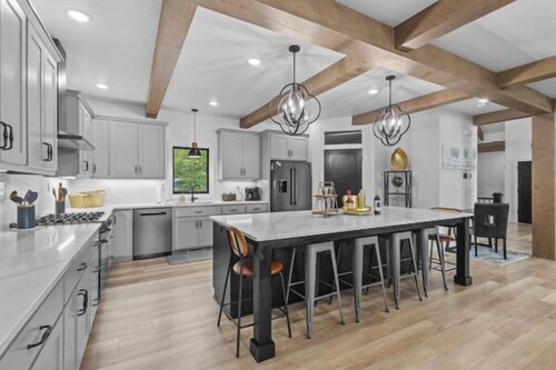 Spacious 5-bedroom house in lovely Townsend thats guaranteed to please everyone 