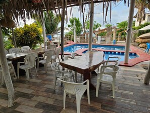 Outdoor banquet area - Hotel Las Cabañas del Tio Lalo (Rincón de Guayabitos)