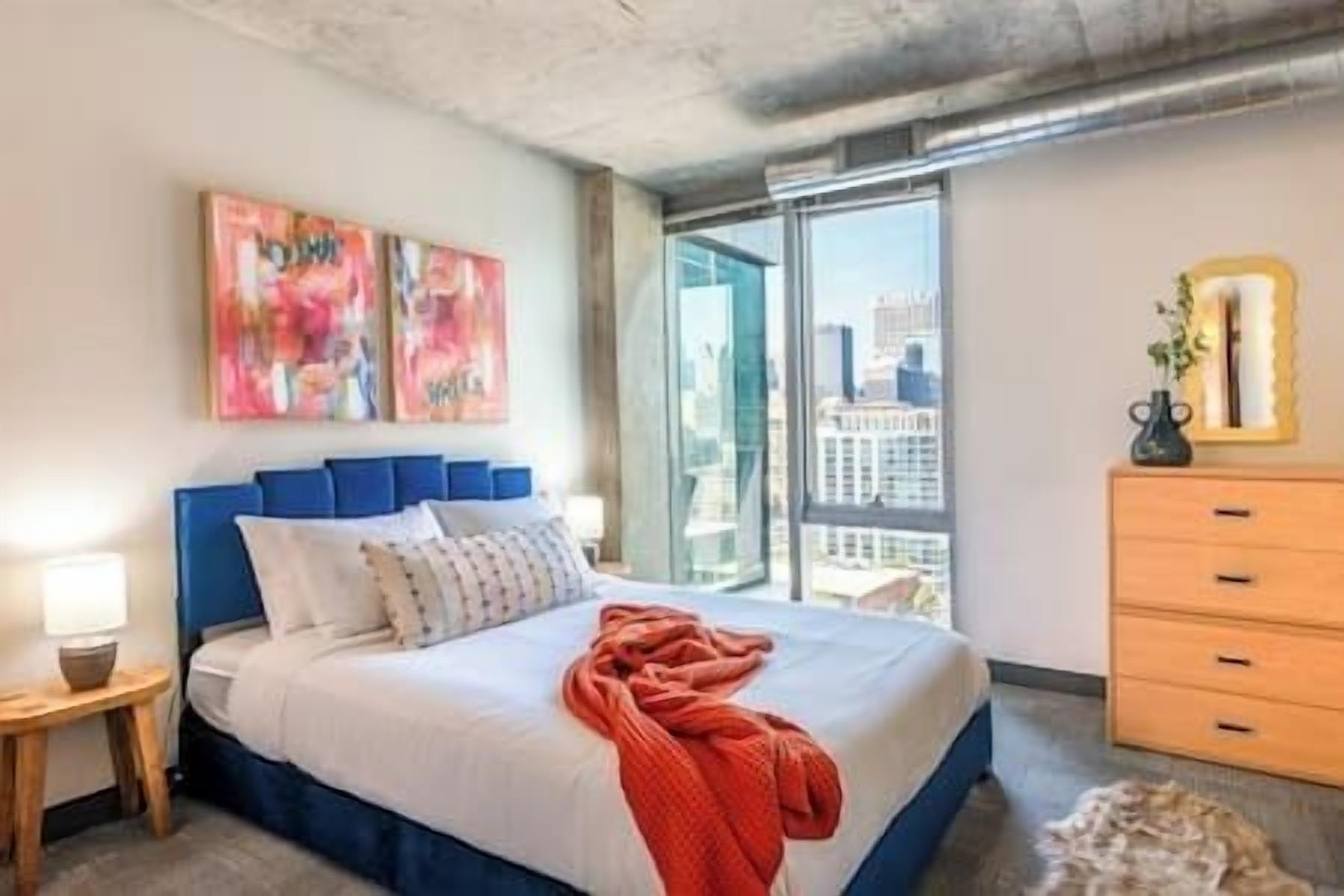 2 bedrooms, iron/ironing board, travel crib, free WiFi