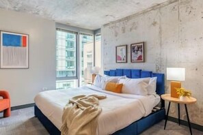 3 chambres, fer et planche à repasser, lit parapluie, Wi-Fi gratuit