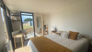 Unclassified image, 2 of 17, button - Renovated house with panoramic view of the bay and the 7 islands  (Perros-Guirec)