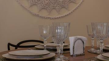 Comfort Apartment | Dining