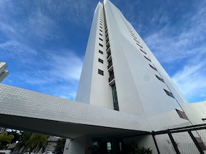 Exterior - Flats no Parque Shopping por Yolo (Recife)