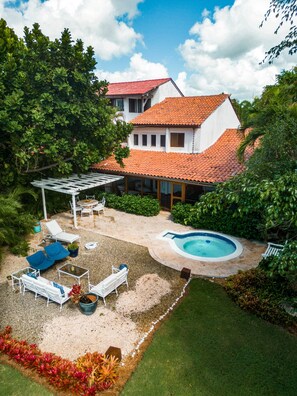 Villa, fumeurs | 2 chambres