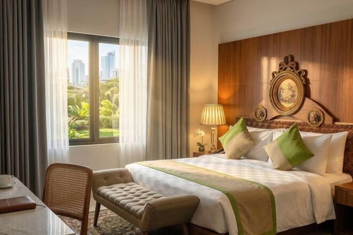 In-room safe, soundproofing