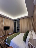 Caja de seguridad en la habitación y sistema de insonorización 